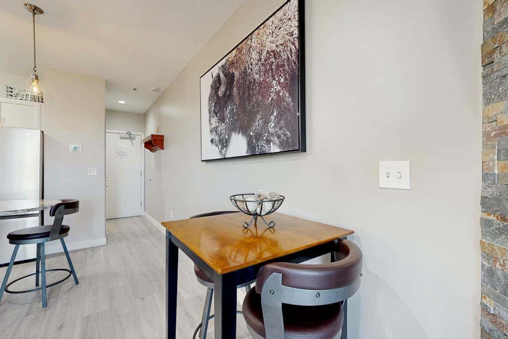 Newly renovated 2nd floor condo with pool, hot tub and in home laundry