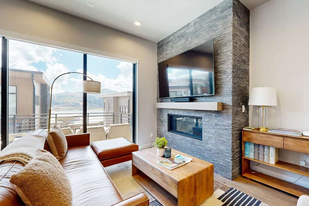 Luxury Hideout Overlook