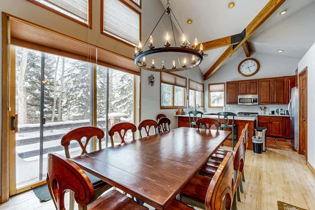 Remodeled Bathrooms with ski theme, smart TVs, mtn views, grill, & hot tub