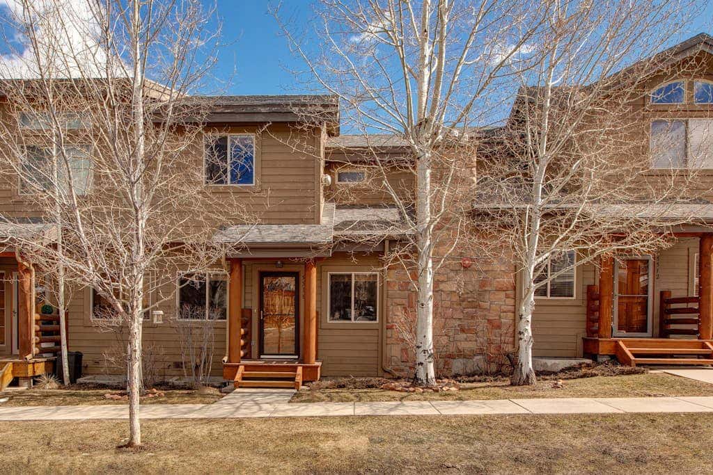 Bear Hollow Village-Updated Home with  Hot Tub, Fitness Center, & Pool Access
