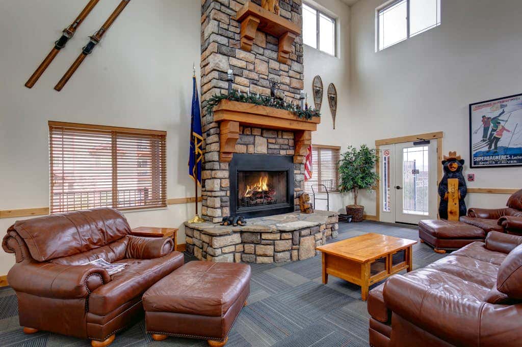 Bear Hollow Village-Updated Home with  Hot Tub, Fitness Center, & Pool Access