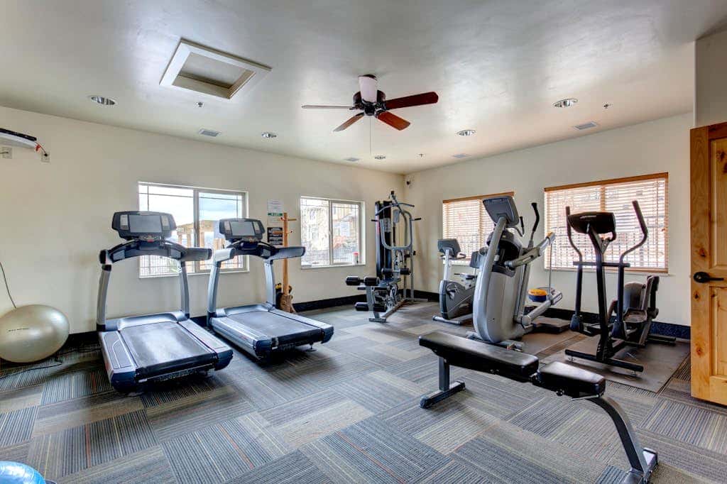 Bear Hollow Village-Updated Home with  Hot Tub, Fitness Center, & Pool Access