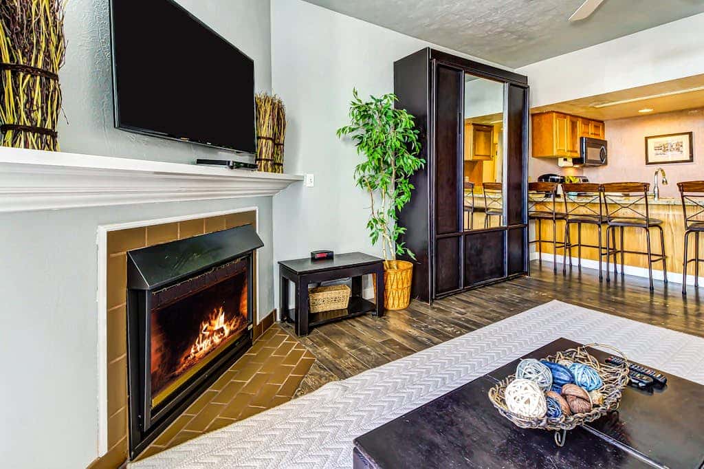 Cozy studio in the village with WiFi & easy slope access