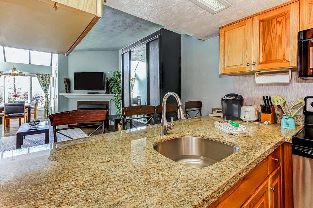Cozy studio in the village with WiFi & easy slope access