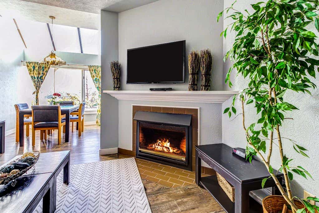 Cozy studio in the village with WiFi & easy slope access