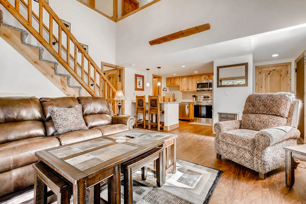 Canyons condo w/ two added lofts plus access to shared pools, hot tub, tennis