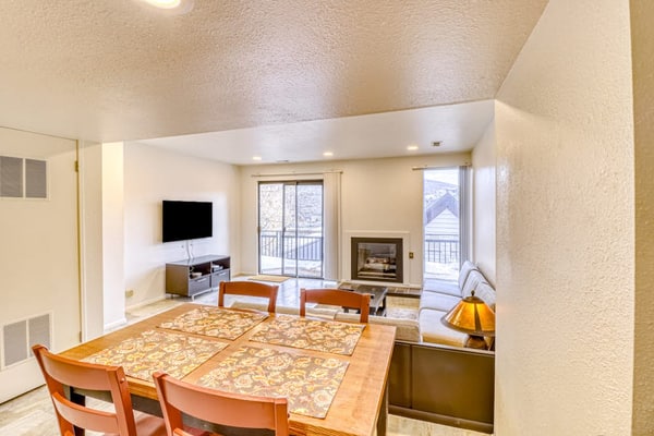 Woodside Condo #3