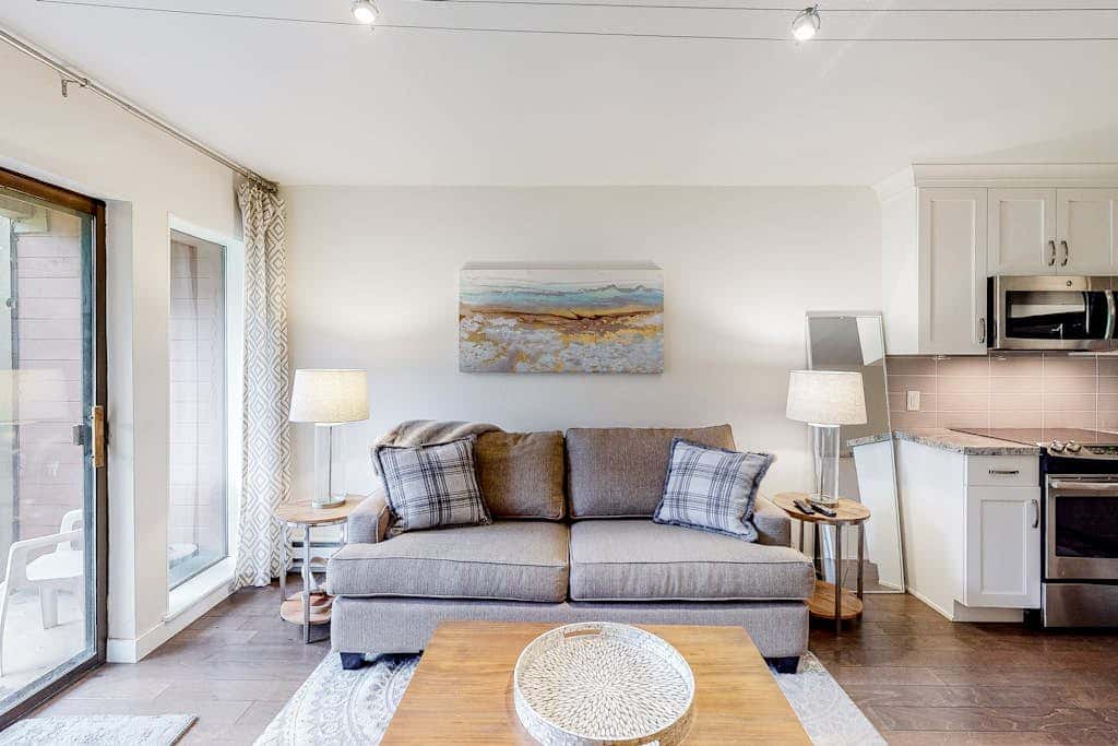 Mountain Condo with  Shared Hot Tub & Pool, High-Speed WiFi, & Private washer & dryer