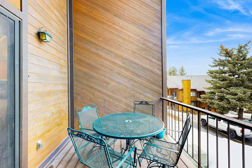 Cozy Family-Friendly Condo With two lofts, Shared Pool & Hot Tub