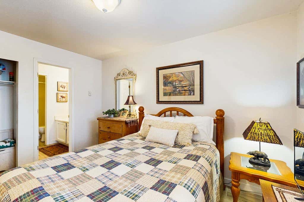 Cozy Family-Friendly Condo With two lofts, Shared Pool & Hot Tub