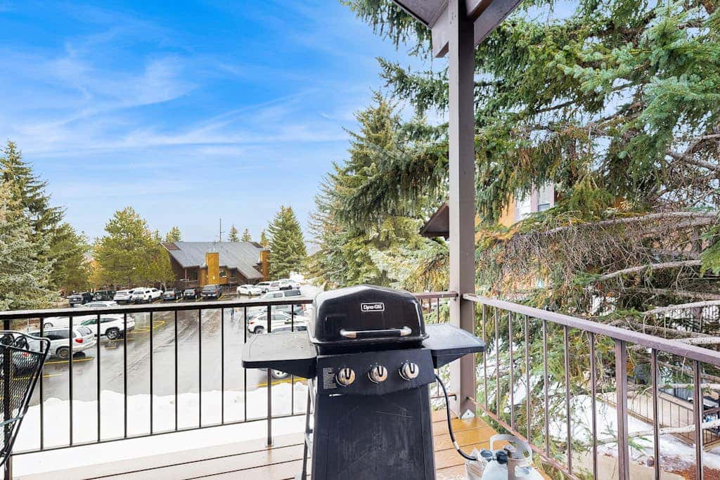 Cozy Family-Friendly Condo With two lofts, Shared Pool & Hot Tub