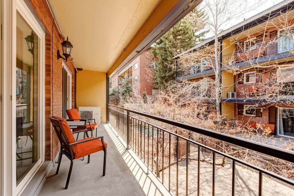 Main Street condo with AC, balcony, on-site dining, hot tub, & firepit