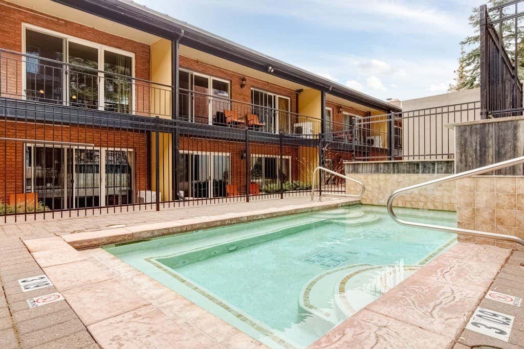 Main Street condo with AC, balcony, on-site dining, hot tub, & firepit
