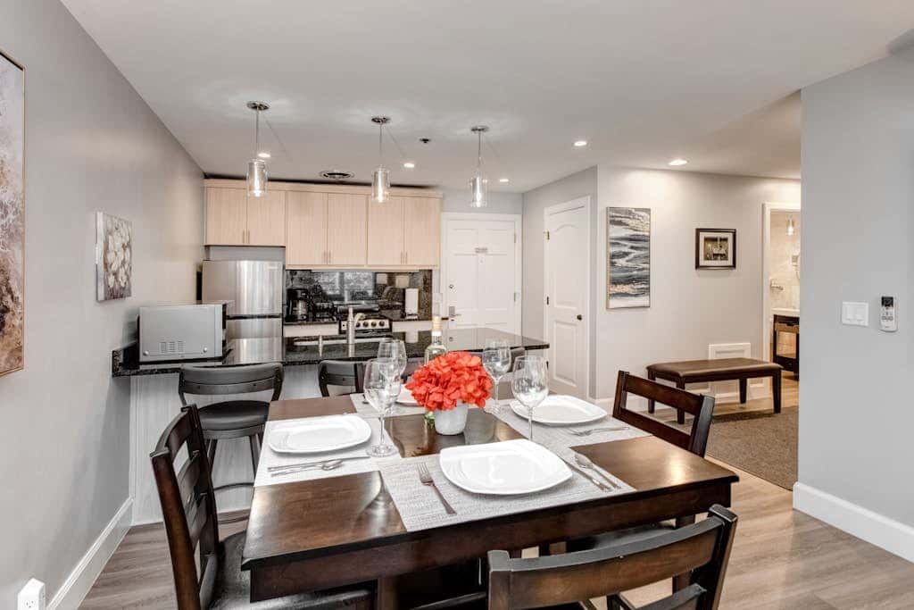 Main Street condo with AC, balcony, on-site dining, hot tub, & firepit