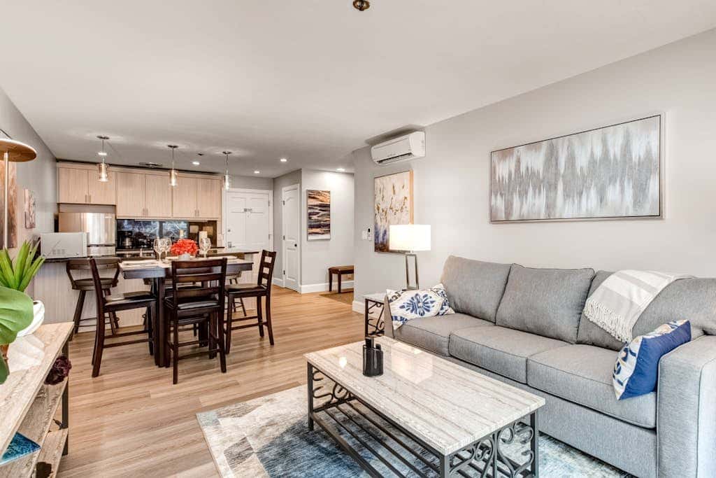 Main Street condo with AC, balcony, on-site dining, hot tub, & firepit