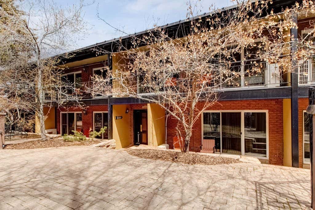 Main Street condo with AC, balcony, on-site dining, hot tub, & firepit