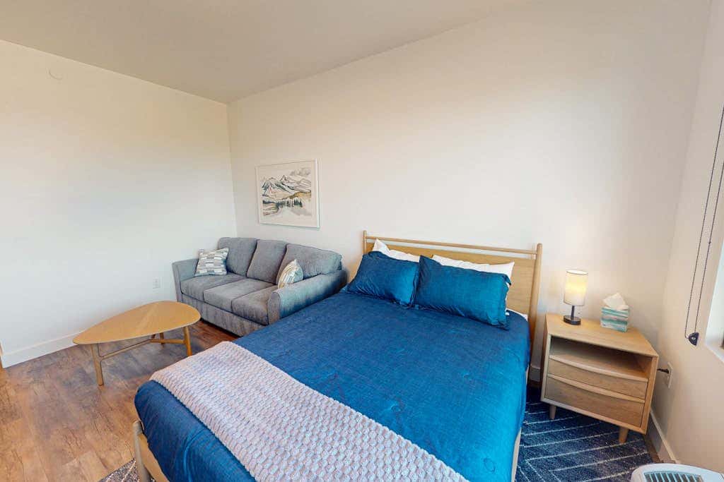 Cozy Studio with gym & hot tub - Walk to Deer Valley Gondola