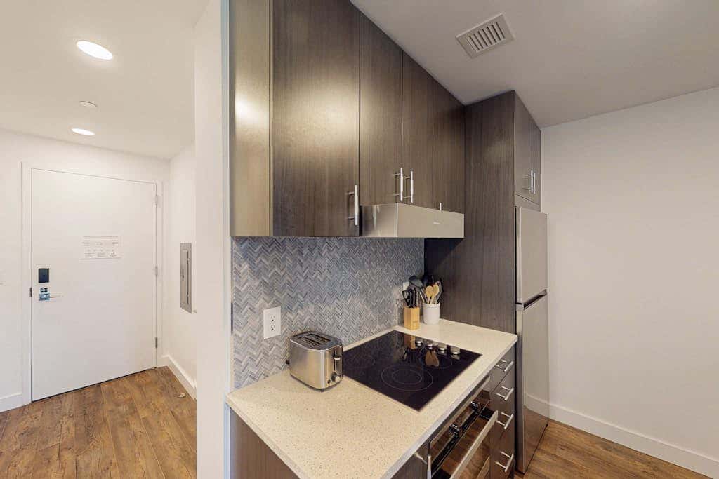 Cozy Studio with gym & hot tub - Walk to Deer Valley Gondola