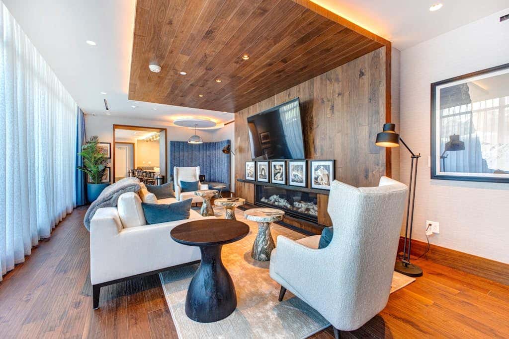 Cozy Studio with gym & hot tub - Walk to Deer Valley Gondola