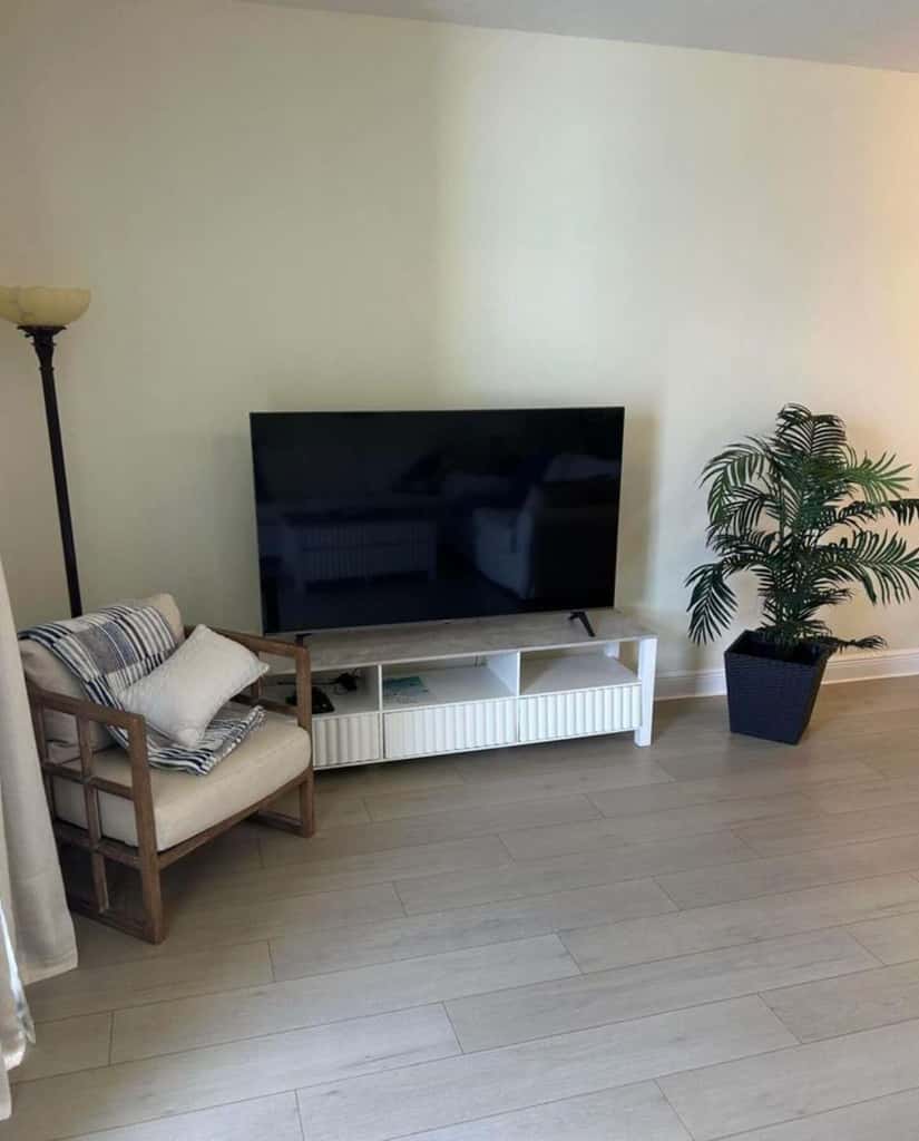 Spacious gulf front condo near beaches and shopping