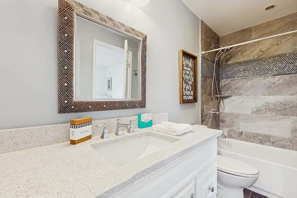 Beautiful Palmetto Dunes Villa- Lagoon Views,  Complex Pool