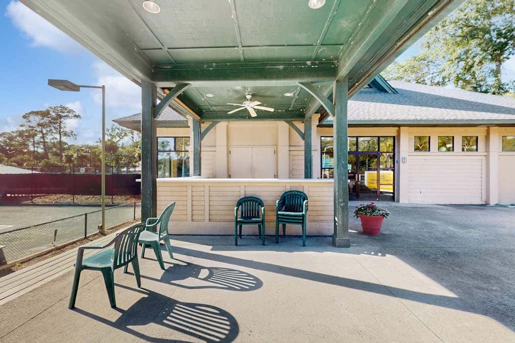 Beautiful Palmetto Dunes Villa- Lagoon Views,  Complex Pool