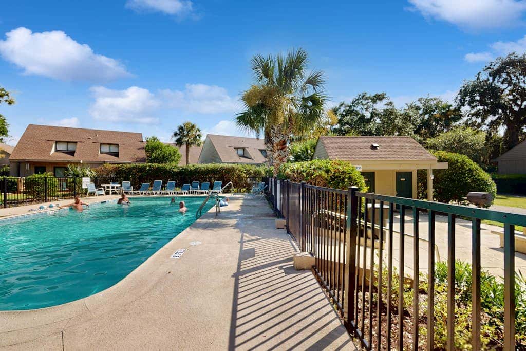 Beautiful Palmetto Dunes Villa- Lagoon Views,  Complex Pool