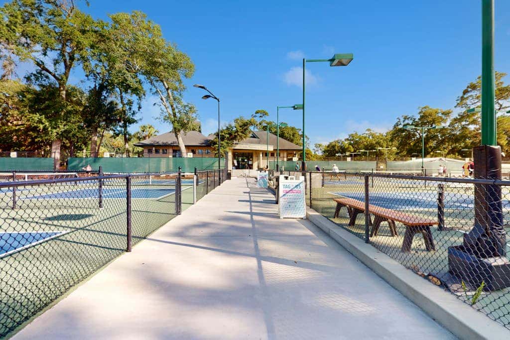 Beautiful Palmetto Dunes Villa- Lagoon Views,  Complex Pool