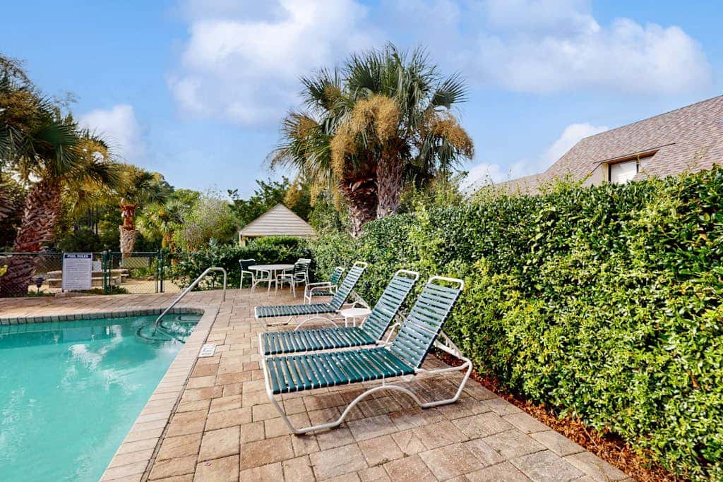 Beautiful Palmetto Dunes Villa- Lagoon Views,  Complex Pool