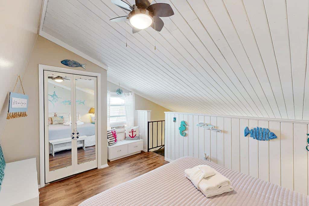 Driftwood Villa  267