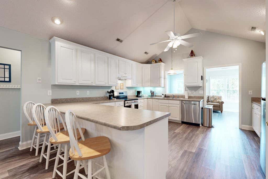 Pompano End