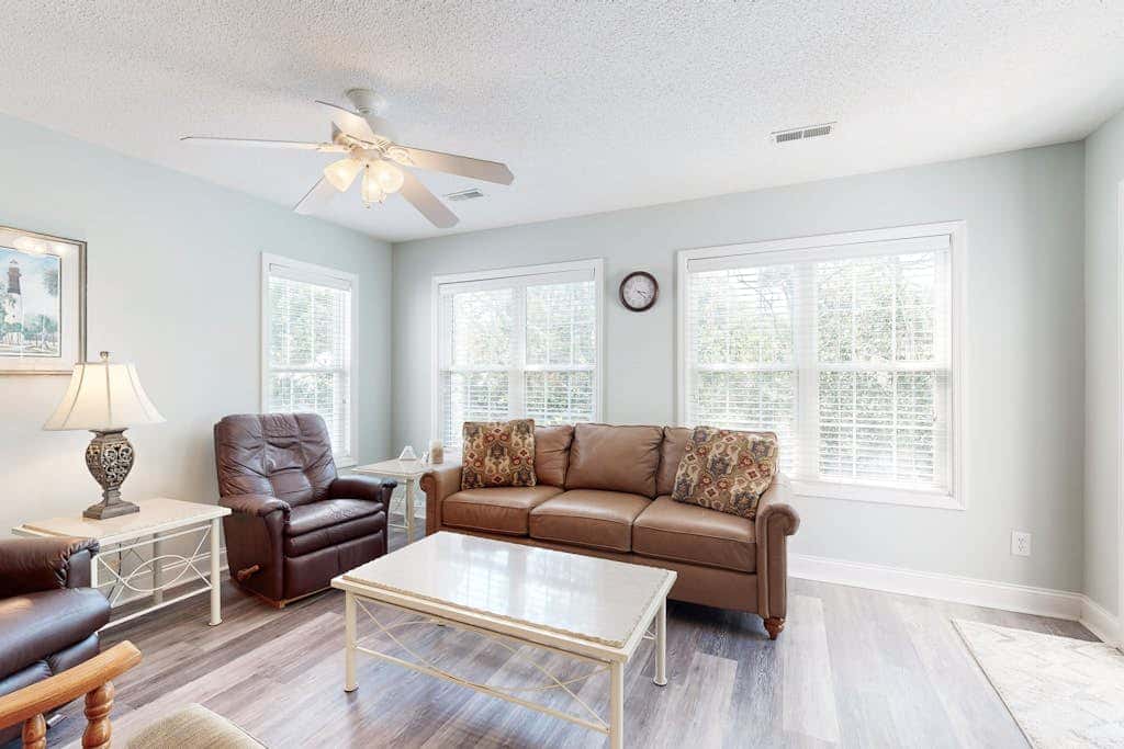 Pompano End