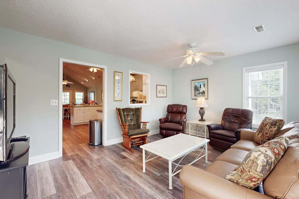 Pompano End