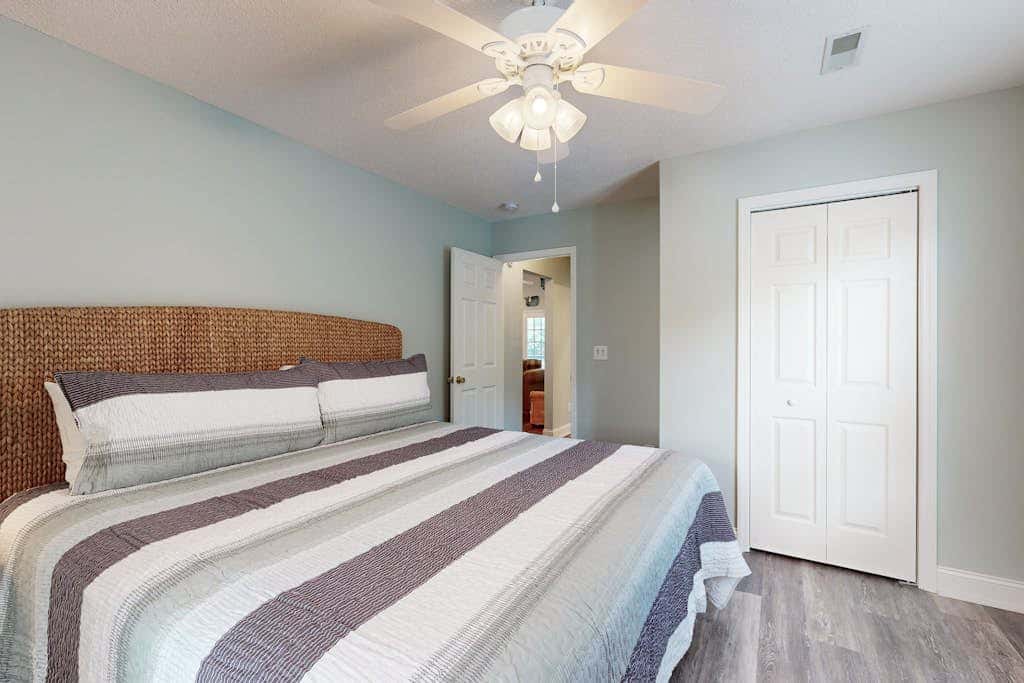 Pompano End