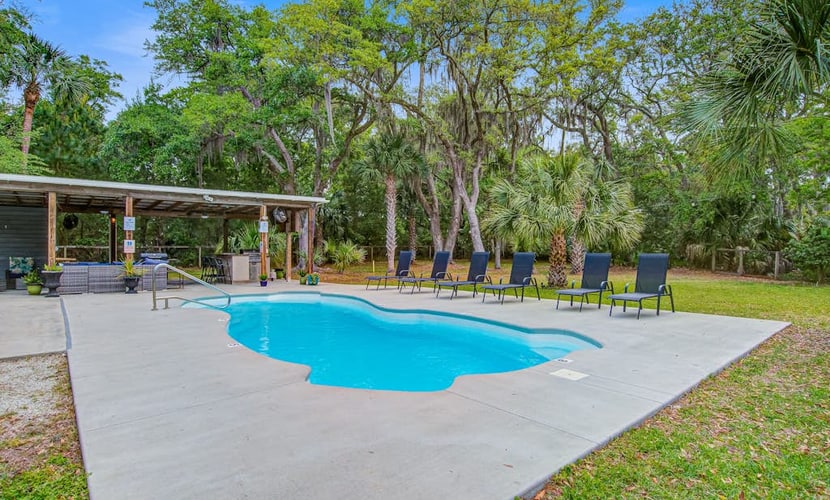 Hidden Oasis home with game room, saltwater pool and fire pit
