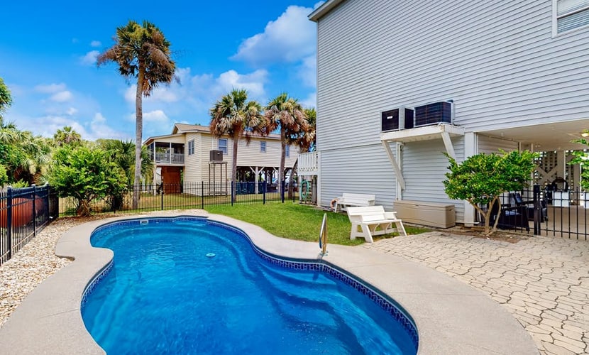 Dog-Friendly House Across the Street From Beach w/Private Pool, WiFi, AC, Patio