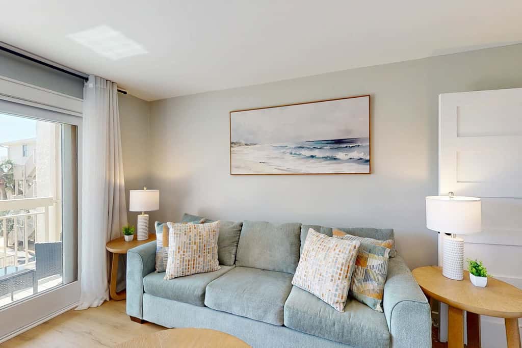 Beach-view condo in oceanfront complex with outdoor pool, beach access, balcony