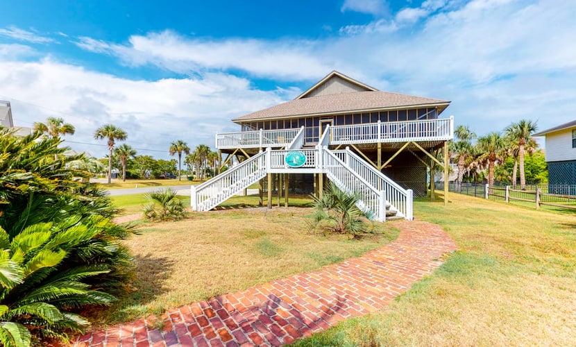 Beach Across the Street Spacious Home w/ Great Porches, WiFi, Washer/Dryer