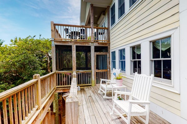 Creekside Home in Gated Community with Ocean/Marsh Views