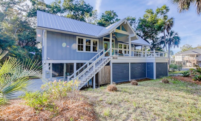 Newly built, custom home 3 blocks from beach with screened porch & deck
