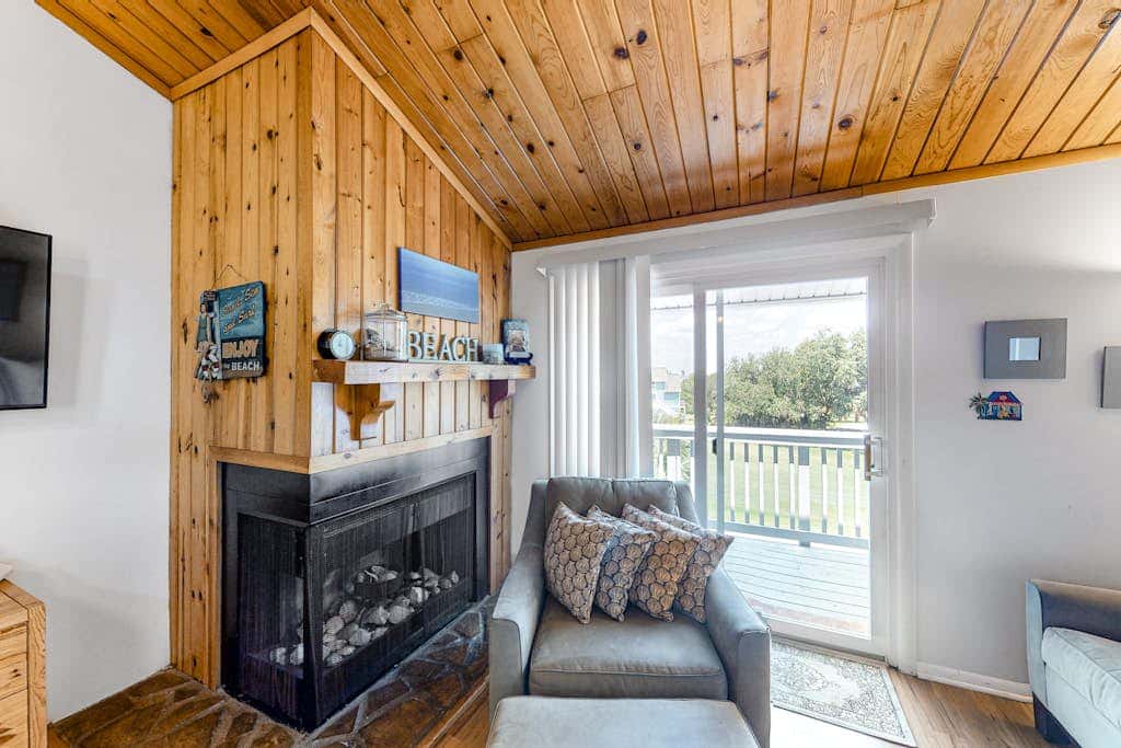 Driftwood Villa  259