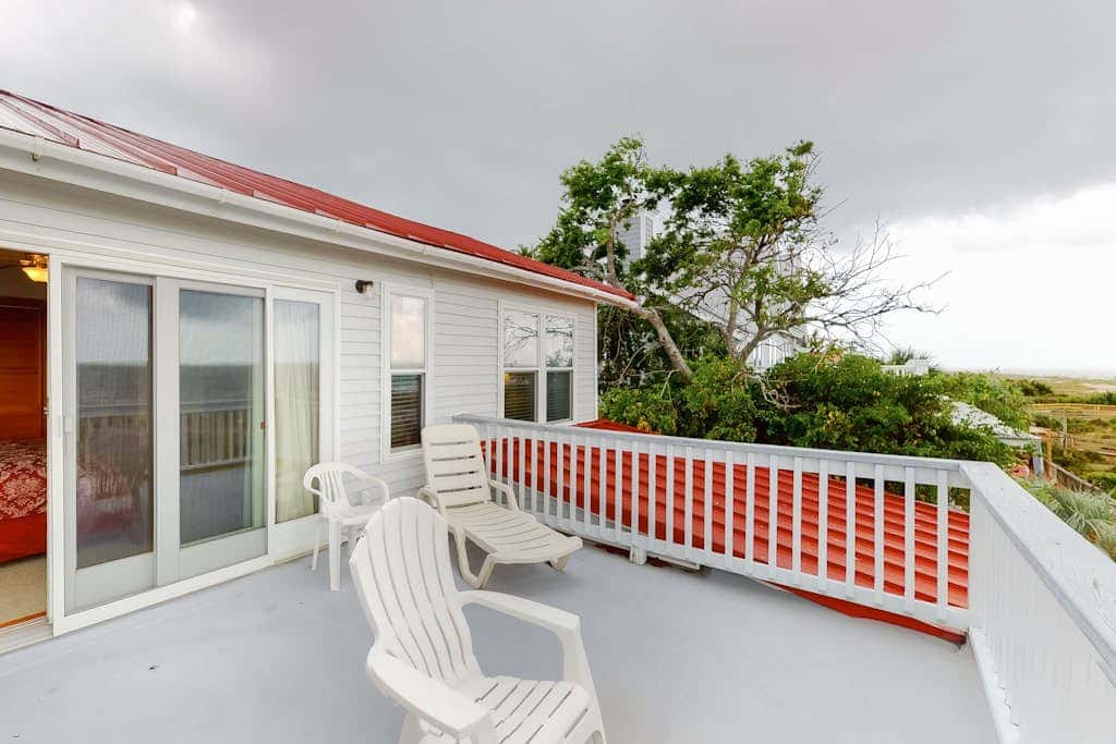 Sunset On The Sound - B Side