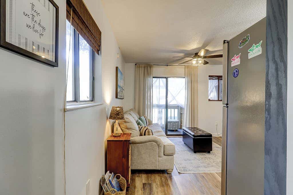 Second-floor condo in beachfront complex with pools, tennis & gym