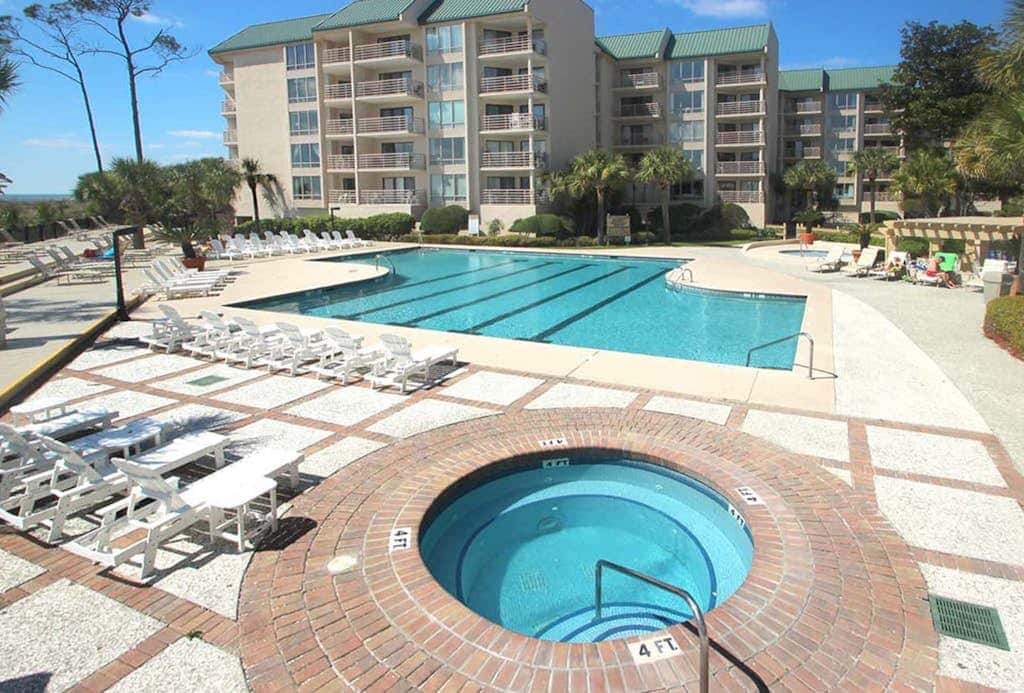 Oceanfront Villa with Shared Pools, Hot tub, and Beach Access