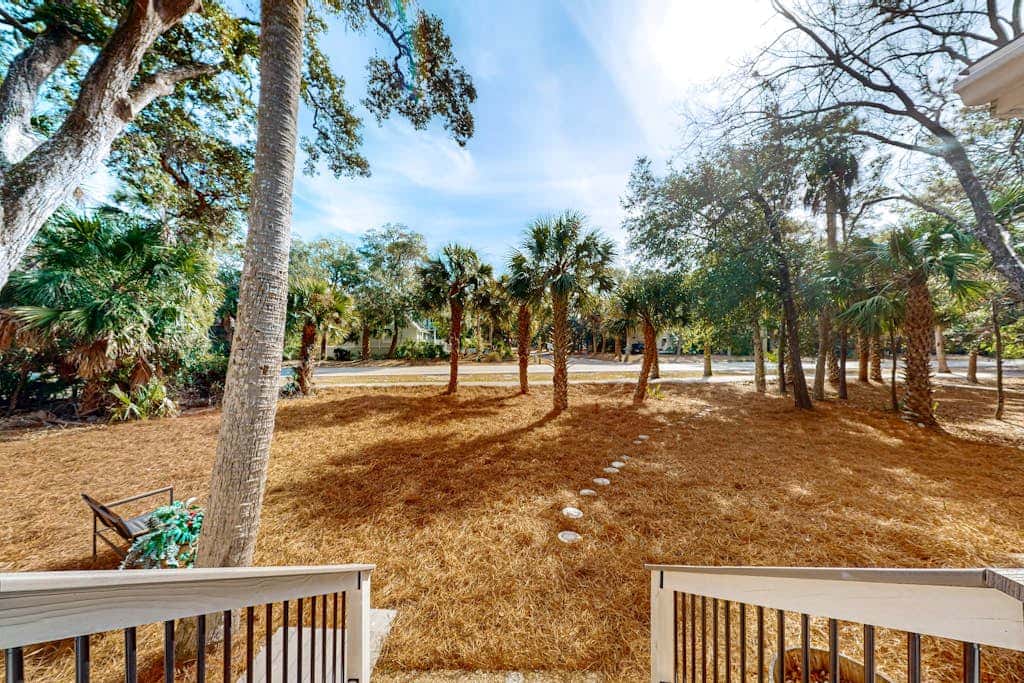 Steps to the sand Dog Friendly 1 mile to Coligny