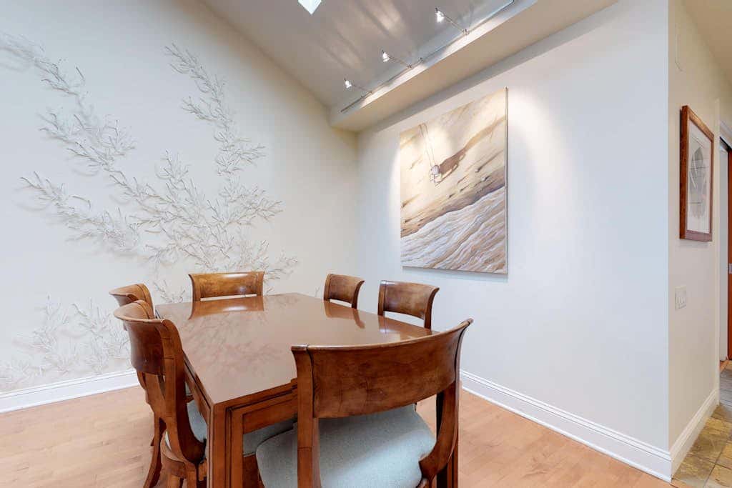 Cozy Hilton Head townhome with shared pools within a short distance of beaches