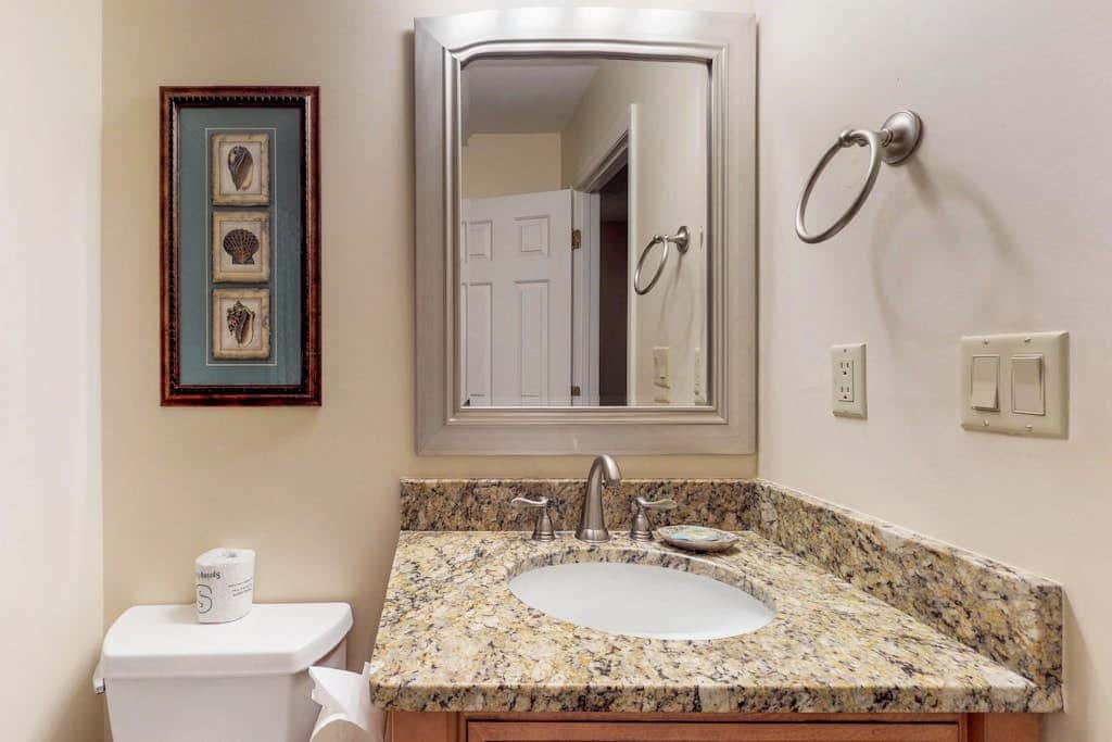 Dog-Friendly Townhouse with Shared Pool, Easy Beach Access, and Golf
