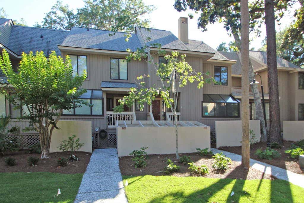 Dog-Friendly Townhouse with Shared Pool, Easy Beach Access, and Golf