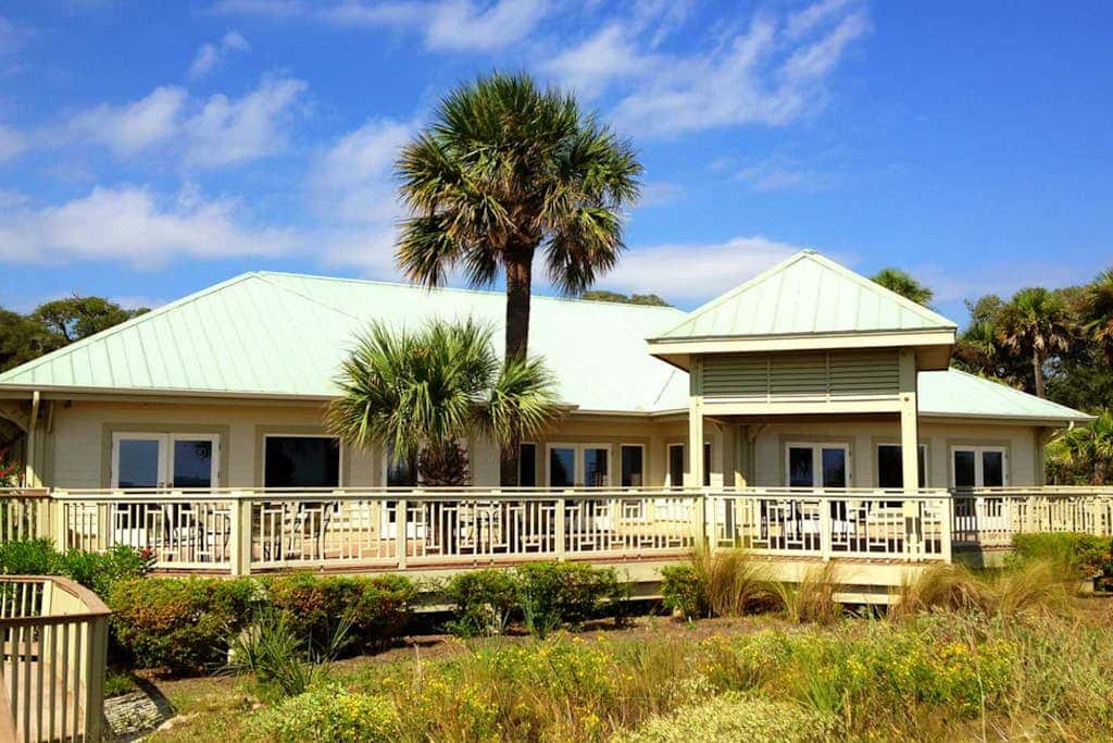 Dog-Friendly Townhouse with Shared Pool, Easy Beach Access, and Golf