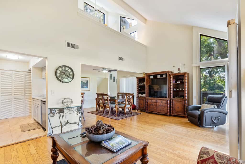 Golf course-view condo near beach with pool & private deck - dog-friendly